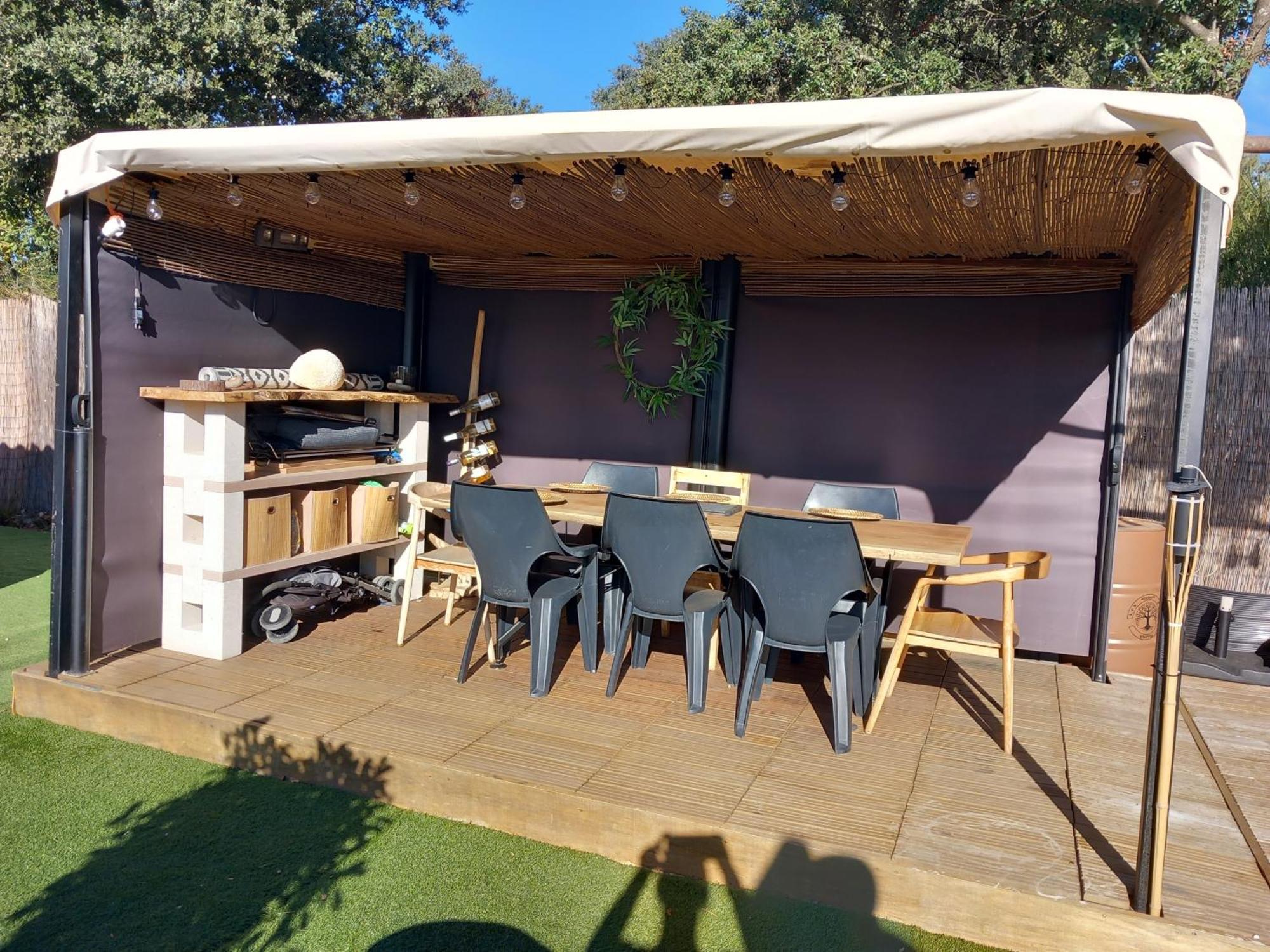 Villa 4 Chambres Avec Jacuzzi Saint-Maximin Εξωτερικό φωτογραφία